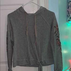 Altarid State shirt with a hood